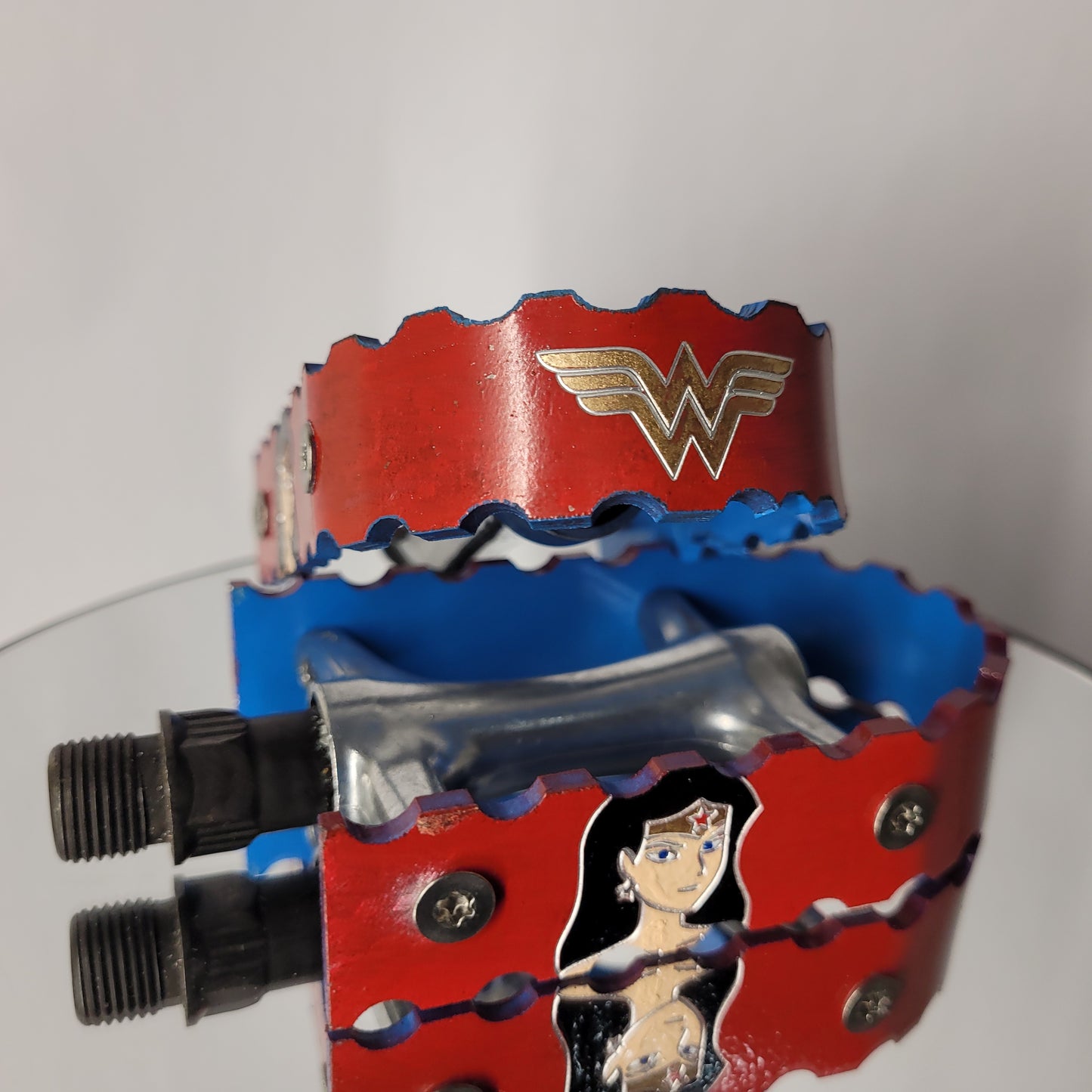 WONDER WOMAN BICYCLE PEDALS