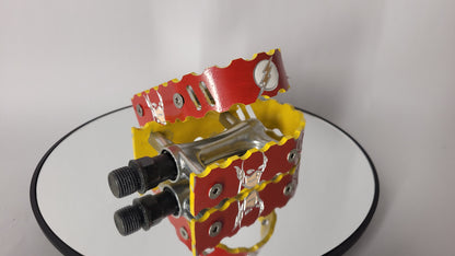 FLASH BICYCLE PEDALS