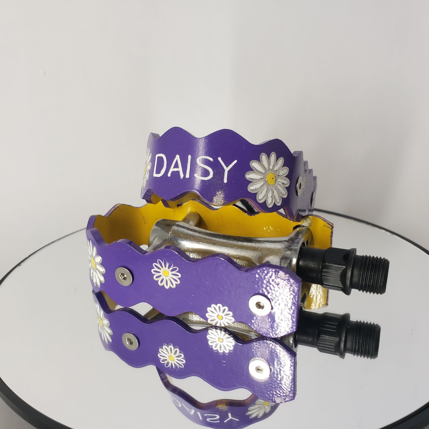 DAISY BICYCLE PEDALS