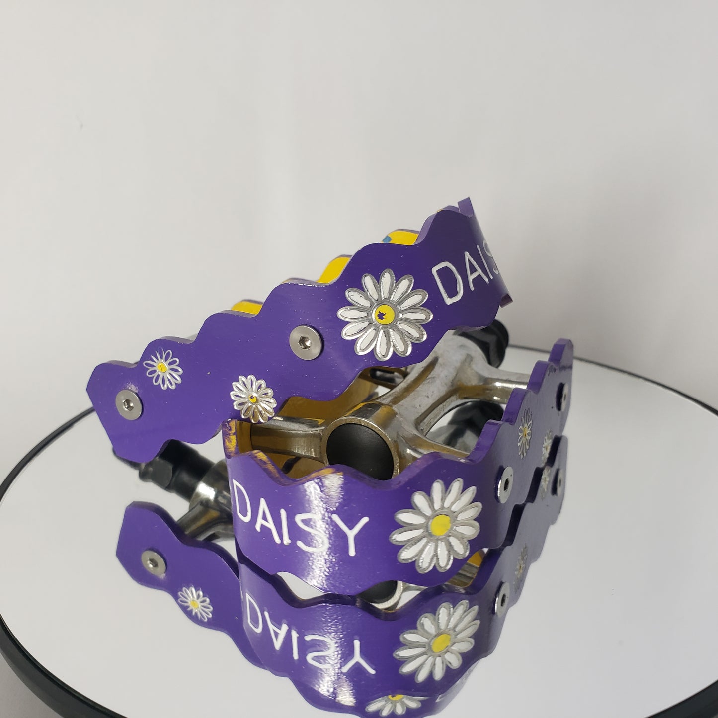 DAISY BICYCLE PEDALS