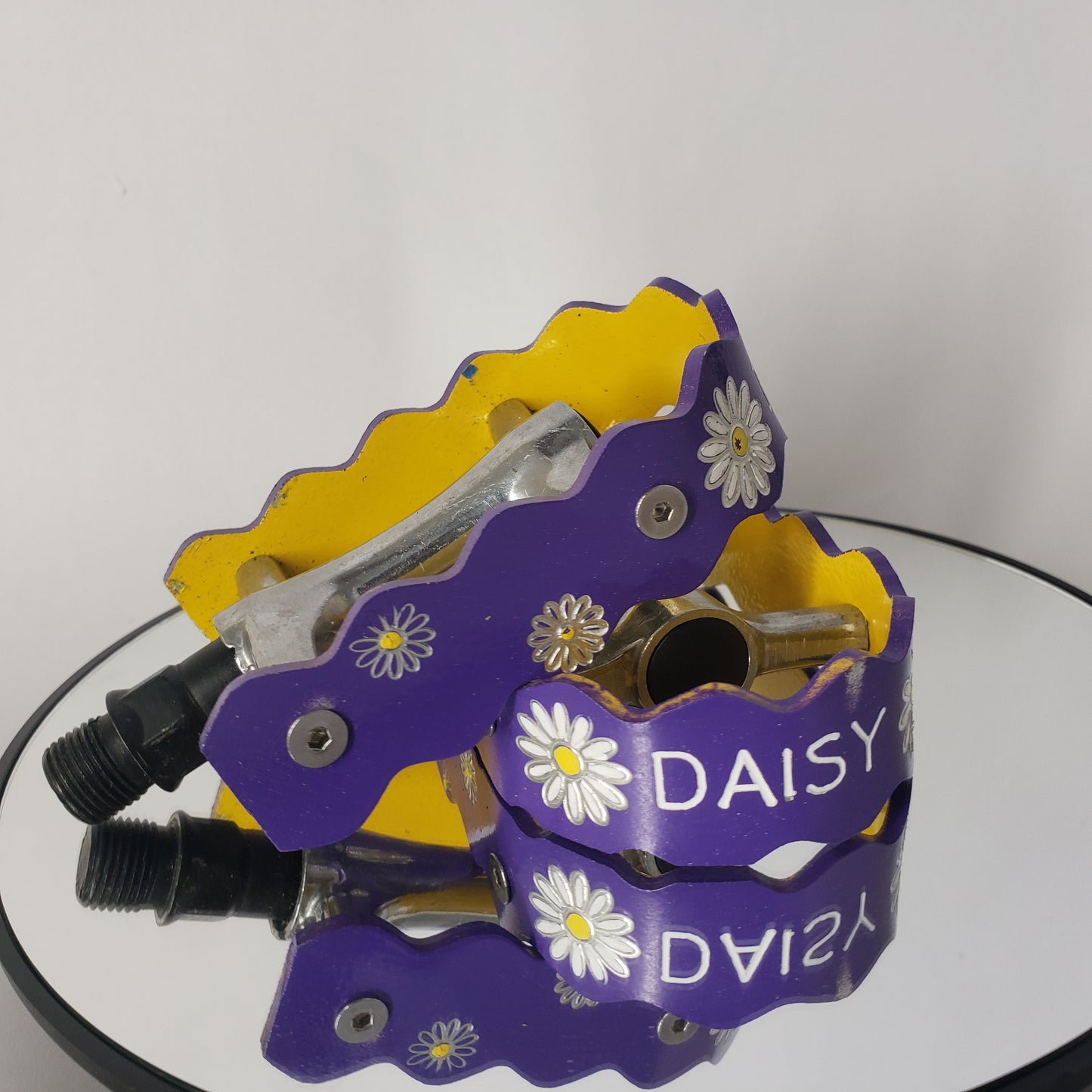 DAISY BICYCLE PEDALS