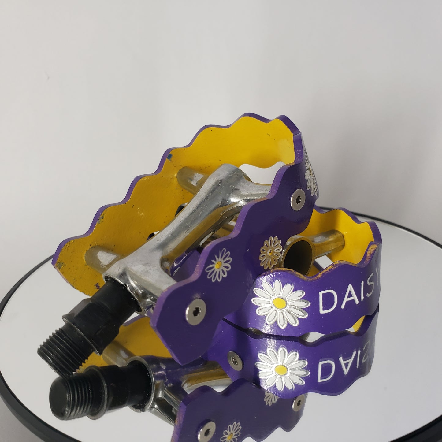 DAISY BICYCLE PEDALS